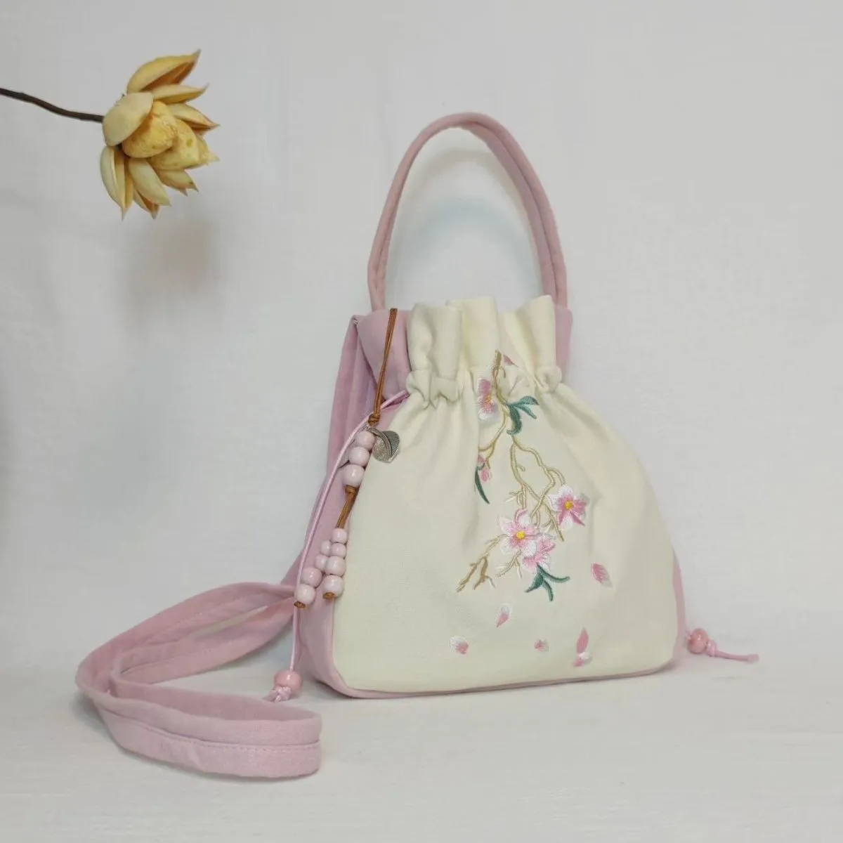 Ancient Style Embroidery Drawstring Crossbody Bag Handbag