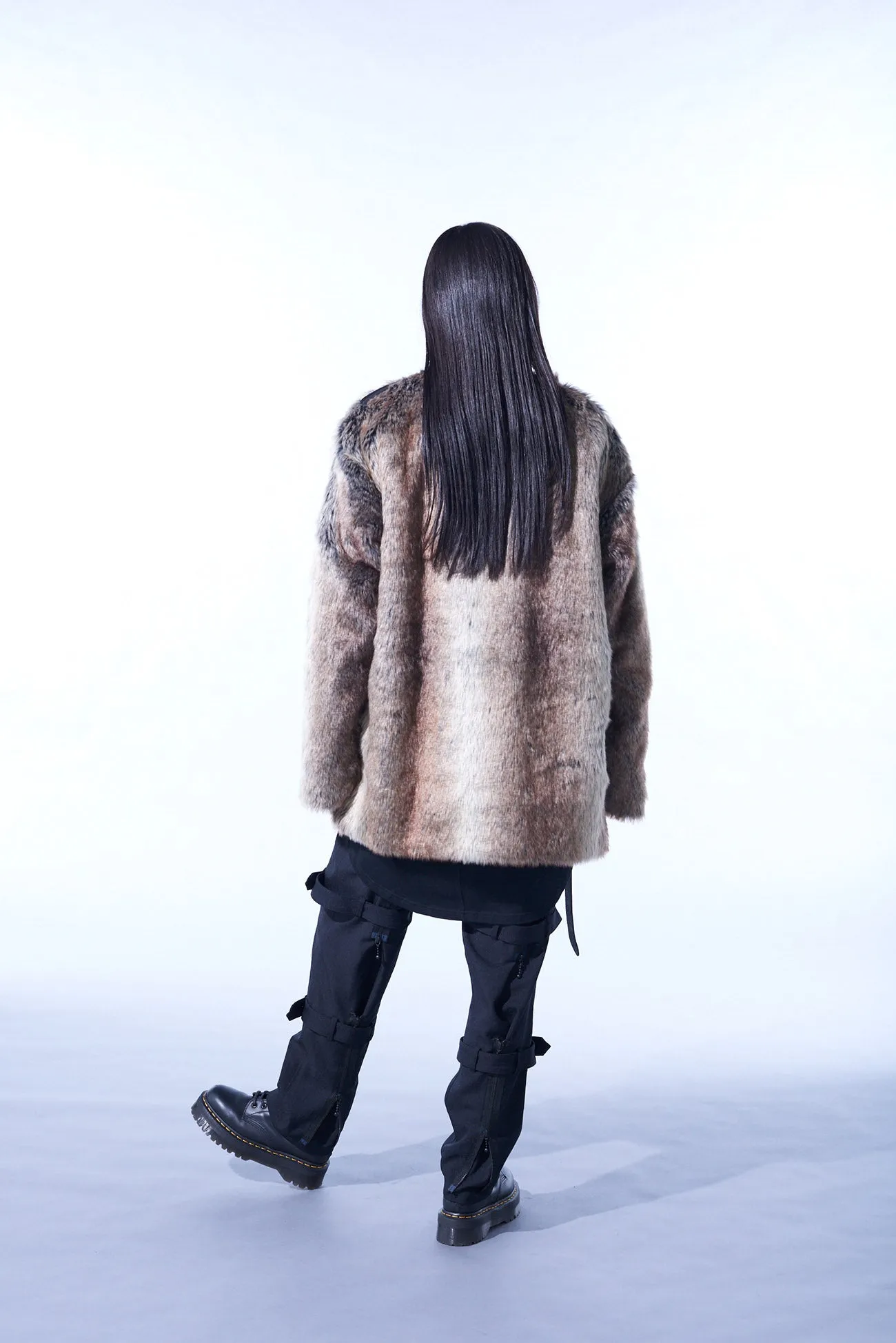 ANIMAL PATTERN ECO FUR CREW NECK PULLOVER