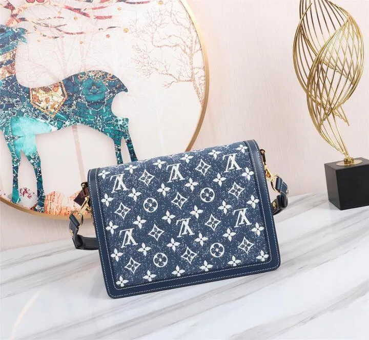 LV Dauphine MM Denim Jacquard Monogram Pattern Navy Blue For Women,  Shoulder And Crossbody Bags 9.8in/25cm LV M59631