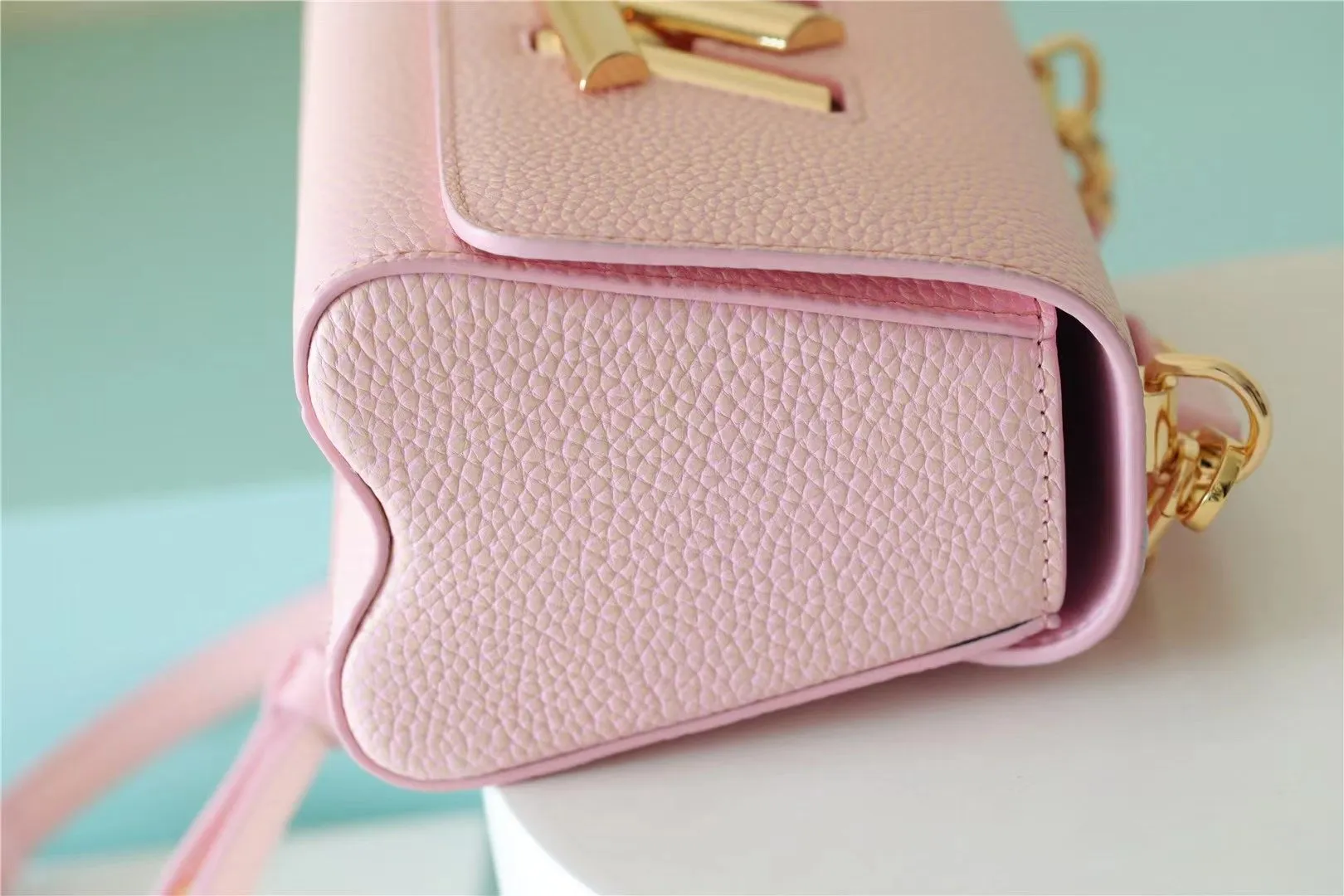 LV Twist PM Grain Pink For Women,  Shoulder And Crossbody Bags 7.5in/19cm LV M20699